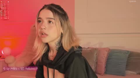 _tammarra_ online show from 09-10-25, 04:07