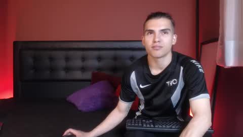 Snapshot of _tattoo_couple chatting on 02-25-25, 03:05 online show from 02-25-25, 03:05