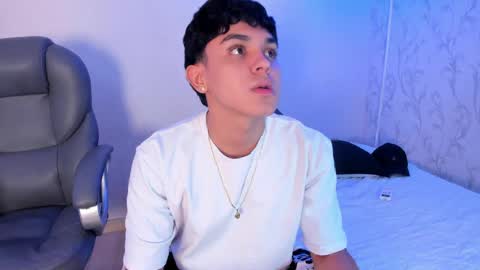 _taylorblack online show from 05-11-26, 04:04