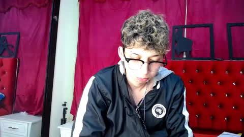 Thomas online show from 02-18-25, 03:31