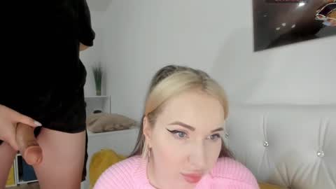 LilyOpen Pvt online show from 10-22-25, 11:10