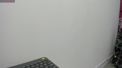 tinny online show from 12-31-24, 12:25