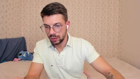 Tony Wolf online show from 12-18-25, 09:43