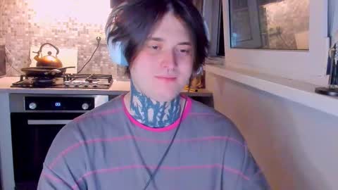 Snapshot of _torfin_ chatting on 03-18-26, 12:03 _torfin_ online show from 03-18-26, 12:03