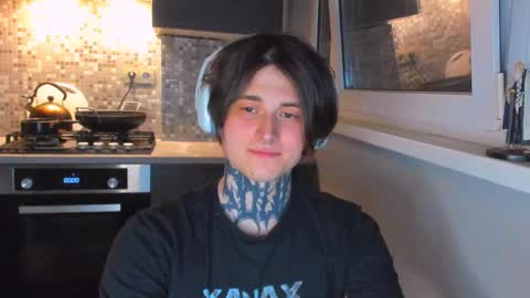 Snapshot of _torfin_ chatting on 03-27-26, 01:44 _torfin_ online show from 03-27-26, 01:44