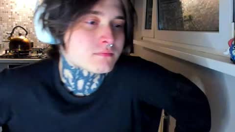 Snapshot of _torfin_ chatting on 04-28-26, 11:10 _torfin_ online show from 04-28-26, 11:10