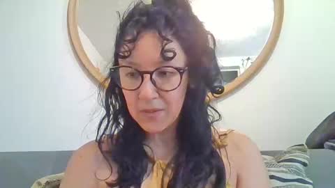 _tutti_frutti_ online show from 10-04-25, 05:27