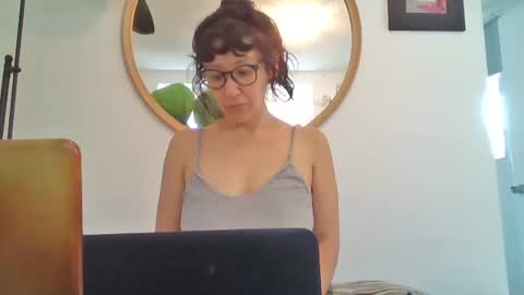 _tutti_frutti_ online show from 05-08-26, 09:09