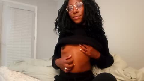  twiddleree  online show from 11-20-25, 02:34