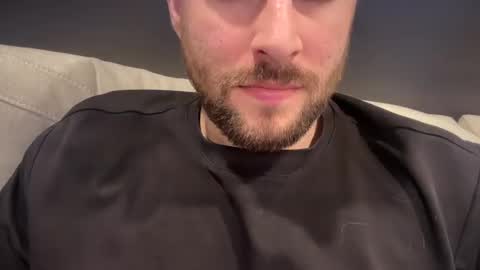 Snapshot of _ur_happy_meal chatting on 02-21-25, 05:02 DJ online show from 02-21-25, 05:02