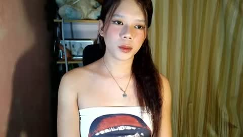 _urpetitegirl online show from 06-13-26, 08:29
