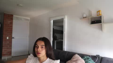 Anastasia Vahos online show from 09-19-25, 05:24