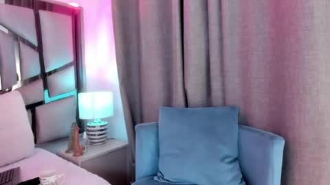 _valeria_saenz_ online show from 05-02-26, 03:44
