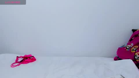 Snapshot of _valy_meghan_ chatting on 12-06-24, 01:22 _valy_meghan_ online show from 12-06-24, 01:22