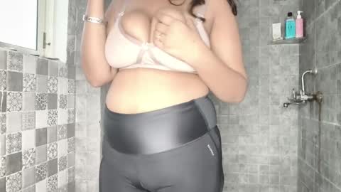 _vanshika_0 online show from 11-01-25, 11:45