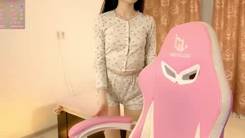 Snapshot of _velvet_doll chatting on 02-17-26, 10:27 Misa online show from 02-17-26, 10:27