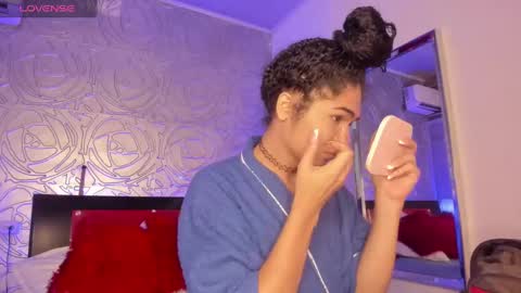 Venus online show from 02-19-25, 03:05