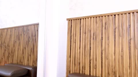 Veronica online show from 10-04-25, 01:09