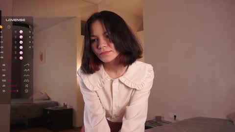 Snapshot of _vi_vi_ chatting on 02-03-25, 07:42 Viola online show from 02-03-25, 07:42
