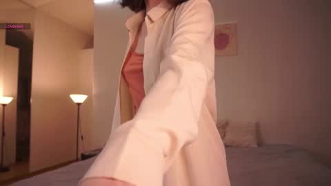 Snapshot of _vi_vi_ chatting on 02-16-25, 08:00 Viola online show from 02-16-25, 08:00