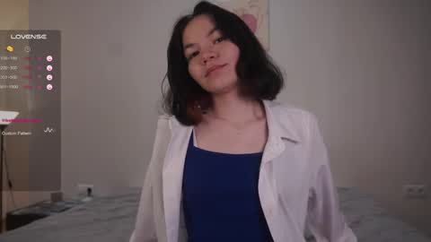 Snapshot of _vi_vi_ chatting on 02-17-25, 06:59 Viola online show from 02-17-25, 06:59