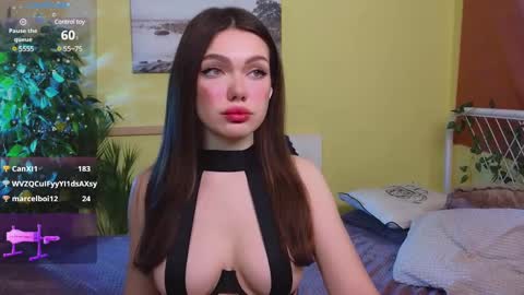 Snapshot of _vickie chatting on 12-30-24, 03:14 Vickie online show from 12-30-24, 03:14