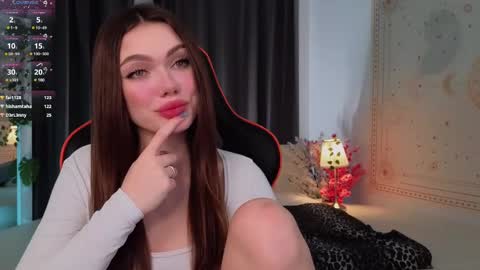 Snapshot of _vickie chatting on 03-04-25, 03:00 Vickie online show from 03-04-25, 03:00