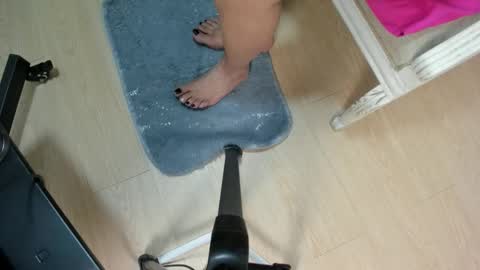 Snapshot of _vickysweet chatting on 10-23-25, 08:29 _vickysweet online show from 10-23-25, 08:29