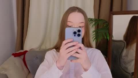 Violet online show from 02-16-25, 08:11