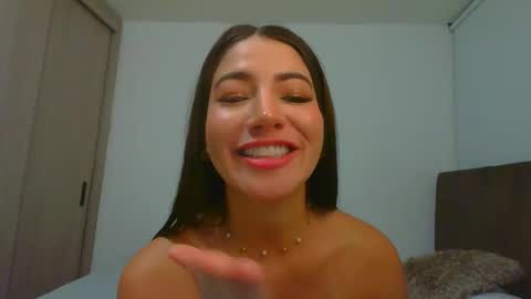 Violeta  online show from 01-13-25, 01:45