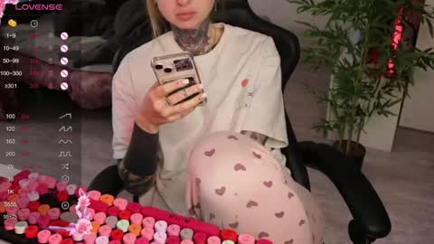 Alis online show from 05-03-26, 06:41