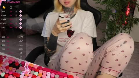 Alis online show from 05-08-26, 05:35