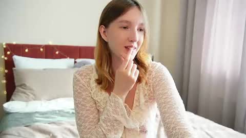 Wendy online show from 08-05-26, 02:36