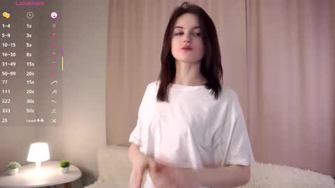 Anna online show from 11-19-25, 07:19