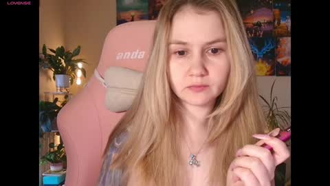 Enni online show from 10-02-25, 06:42