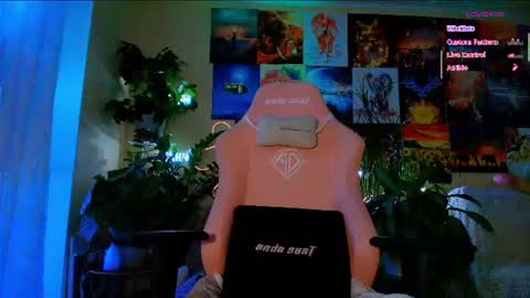 Enni online show from 06-18-26, 09:14