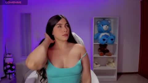 Luisa  online show from 07-12-26, 06:59