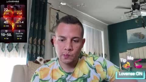 Sebastian online show from 05-12-26, 05:21