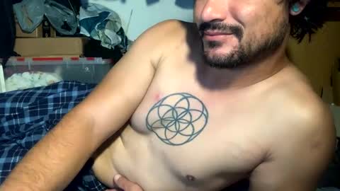 Snapshot of _yourdirtysecret_23 chatting on 10-06-25, 03:42 _yourdirtysecret_23 online show from 10-06-25, 03:42