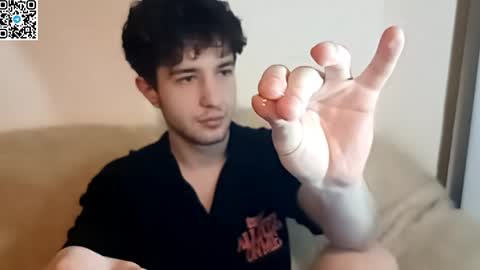 Snapshot of _zanex chatting on 04-17-26, 07:17 Oleg online show from 04-17-26, 07:17