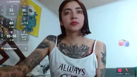 Snapshot of _zoebakers chatting on 10-29-25, 12:46 Zoe online show from 10-29-25, 12:46