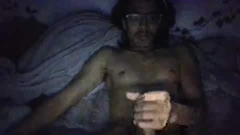 Snapshot of a33lover69 chatting on 12-31-24, 08:15 a33lover69 online show from 12-31-24, 08:15