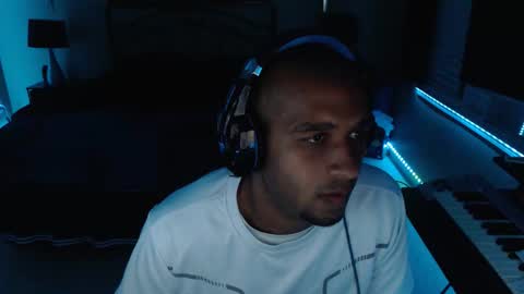 Snapshot of a4orce chatting on 10-28-25, 01:42 a4orce online show from 10-28-25, 01:42