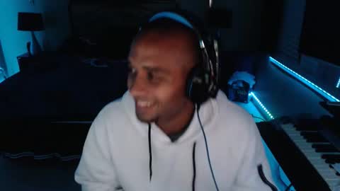 Snapshot of a4orce chatting on 10-29-25, 01:19 a4orce online show from 10-29-25, 01:19