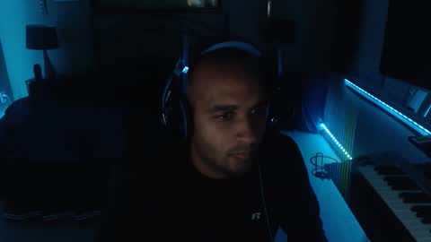 Snapshot of a4orce chatting on 12-05-25, 02:09 a4orce online show from 12-05-25, 02:09