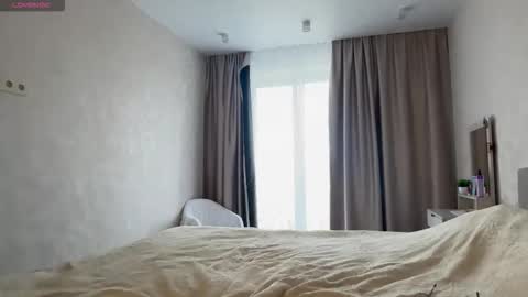        online show from 09-27-25, 09:03