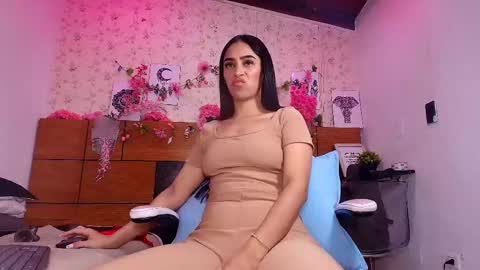 Aisha online show from 09-09-25, 11:54