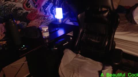 Pete online show from 10-26-25, 04:51