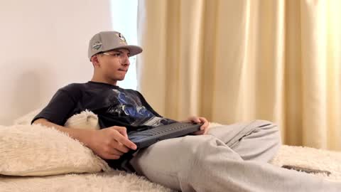 alejo online show from 12-01-24, 09:26