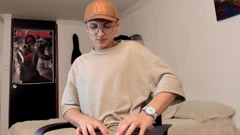 alejo online show from 12-24-24, 09:50